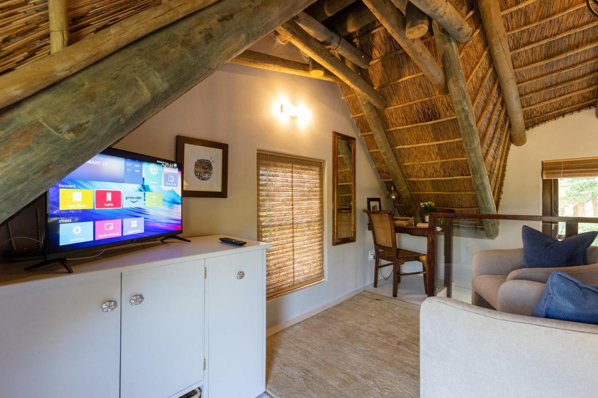 Serene, Thatched Apartment In Noordhoek, Cape Town Cidade Do Cabo Exterior foto